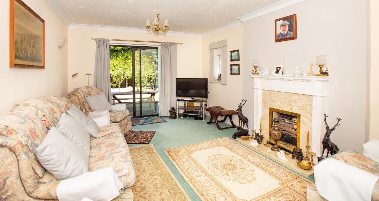 Luxury House In Warsash. Hotell Exteriör bild
